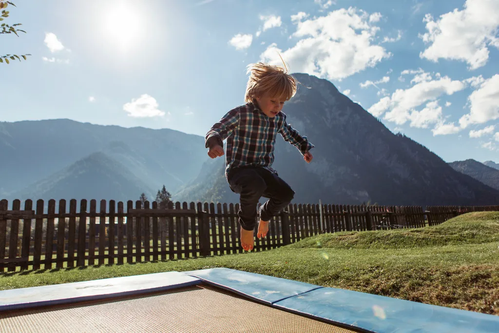 Rectangle In-Ground Trampoline Retaining Wall